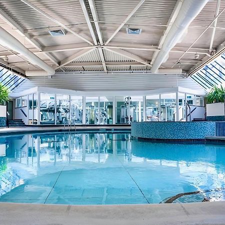 The Aberdeen Dyce Hotel Экстерьер фото
