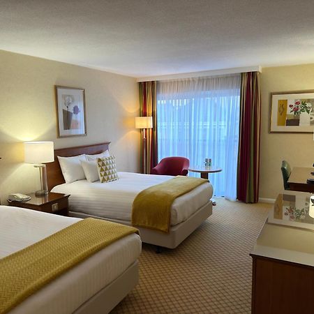 The Aberdeen Dyce Hotel Экстерьер фото