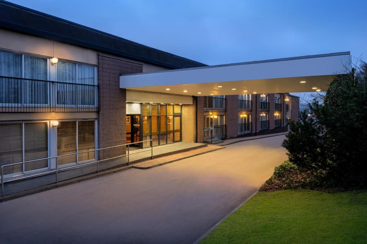 The Aberdeen Dyce Hotel Экстерьер фото