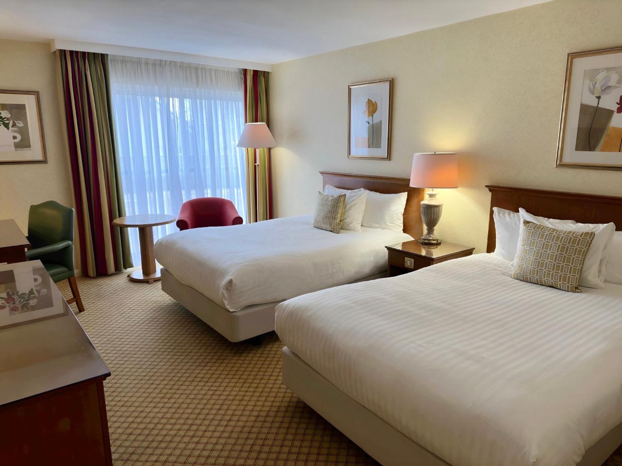 The Aberdeen Dyce Hotel Экстерьер фото