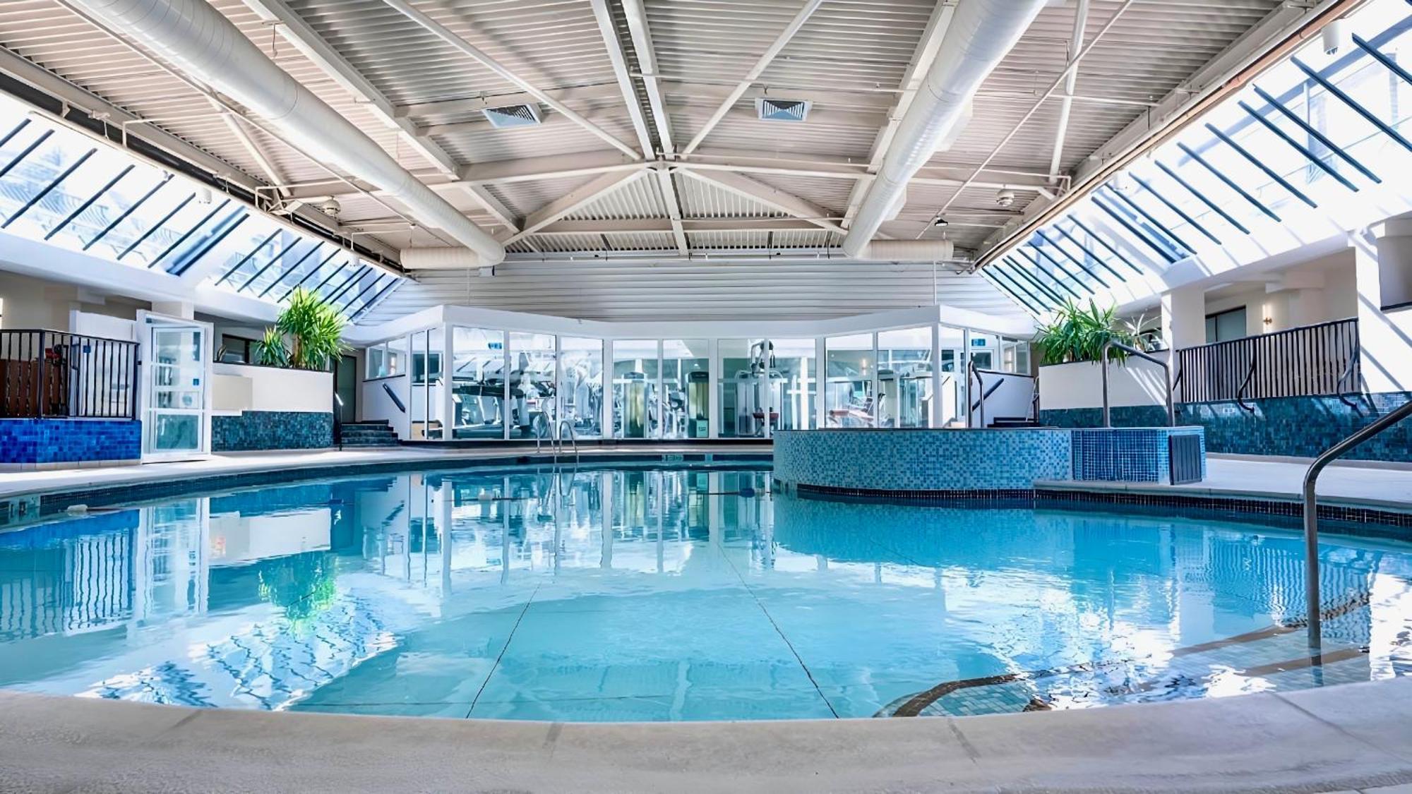 The Aberdeen Dyce Hotel Экстерьер фото